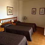 Ucanca Hotell 2*