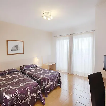 Ucanca Hotel 2*
