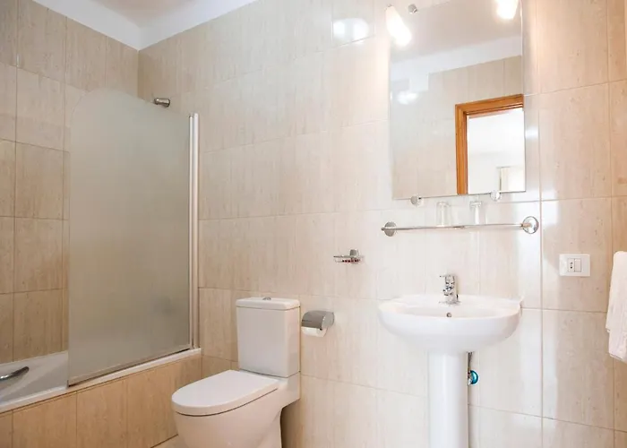 梧甘喀酒店 2* 圣伊西德罗